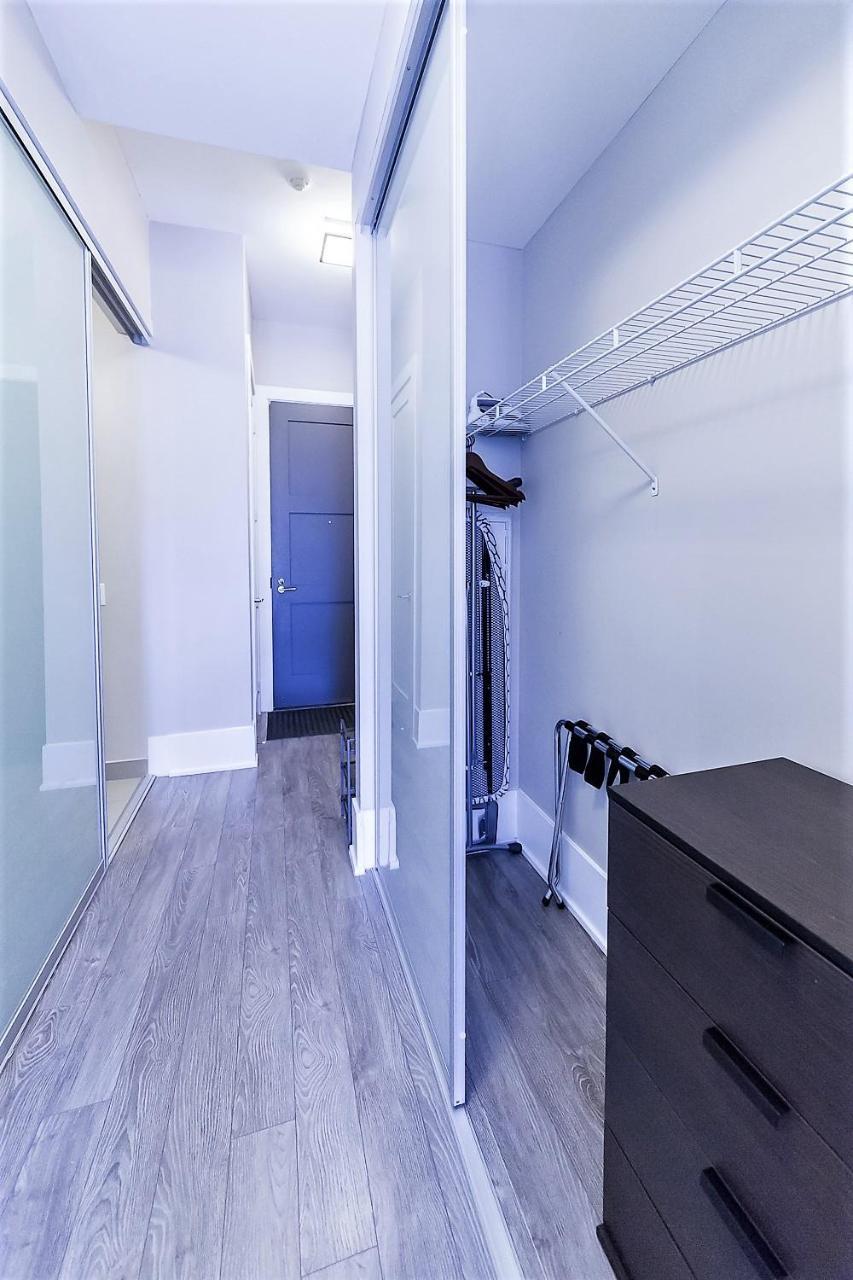 Upscale Suite At Cn Tower, Metro Convention & Rogers Centre Toronto Exterior photo